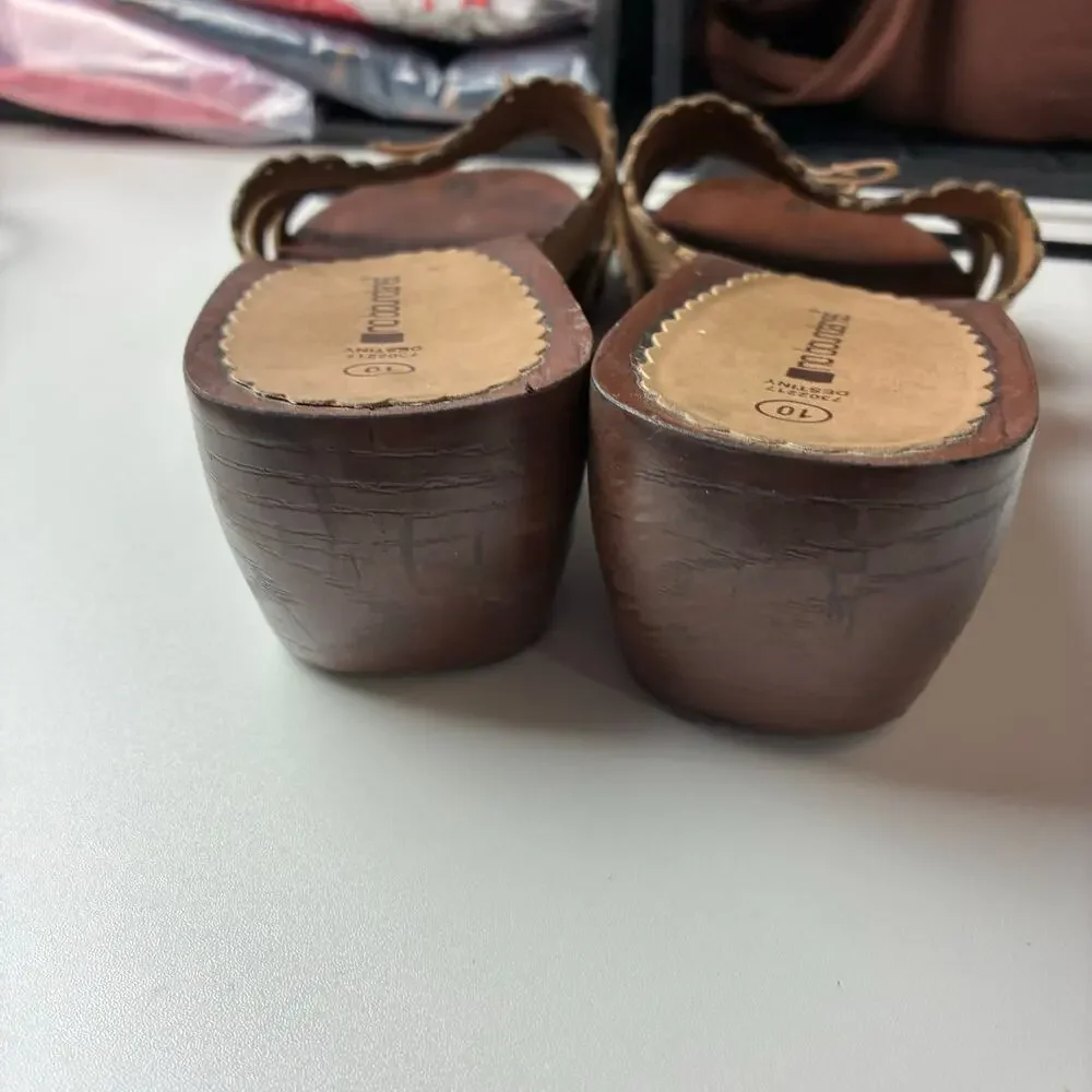 No Boundaries Wood Clog Slide Heel Sandals 10 Tan Leather Scalloped Edge Cutout